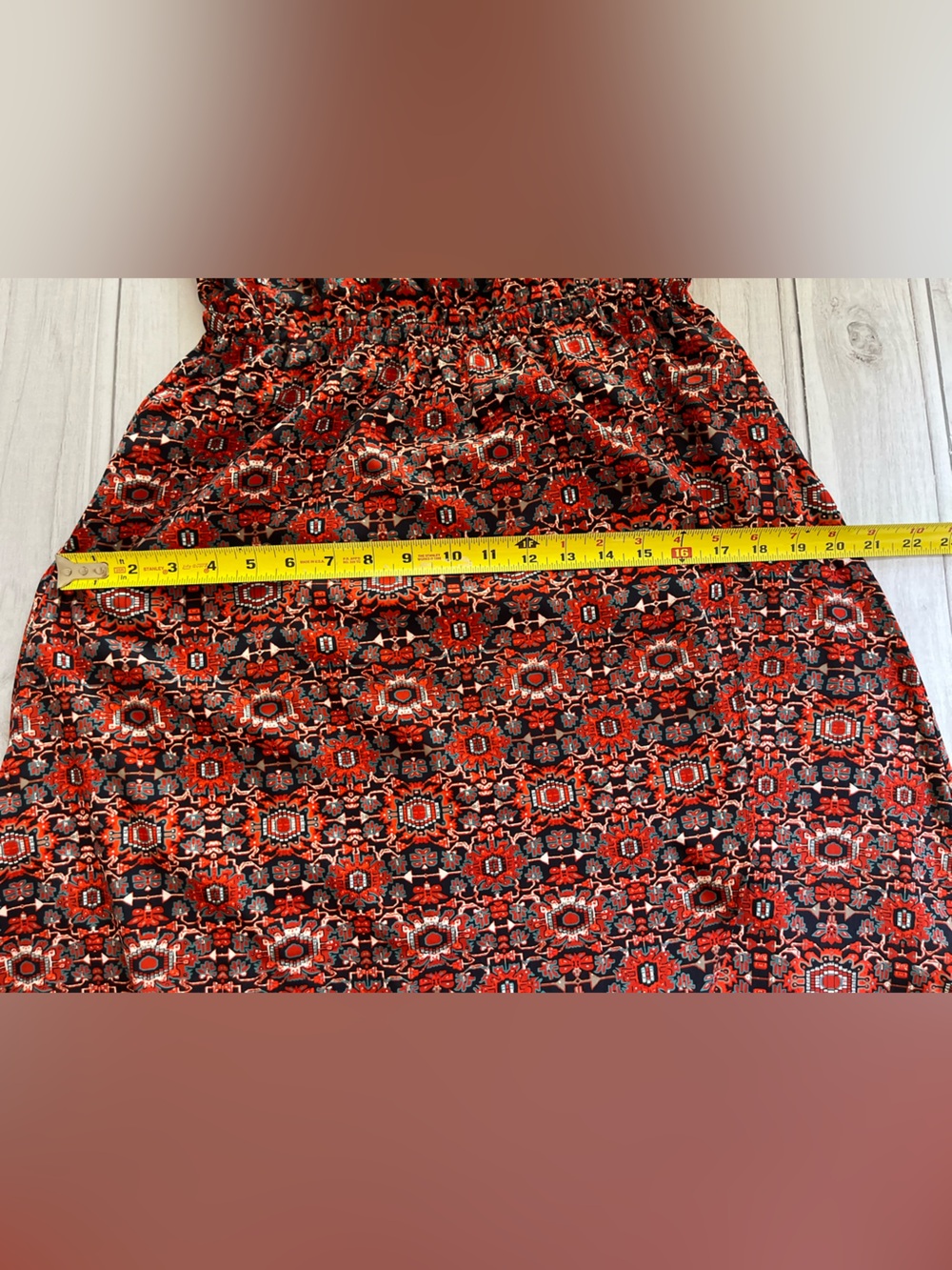 Women’s Athleta printed Martinique red blue faux wrap keyhole tie back. Small - Picture 12 of 16